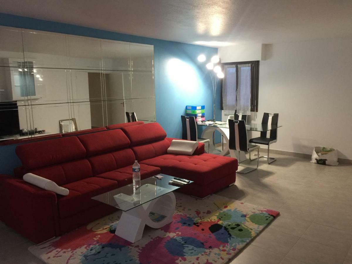 Grand Appartement A Louer Vue Sur Seine เมอลัง ภายนอก รูปภาพ