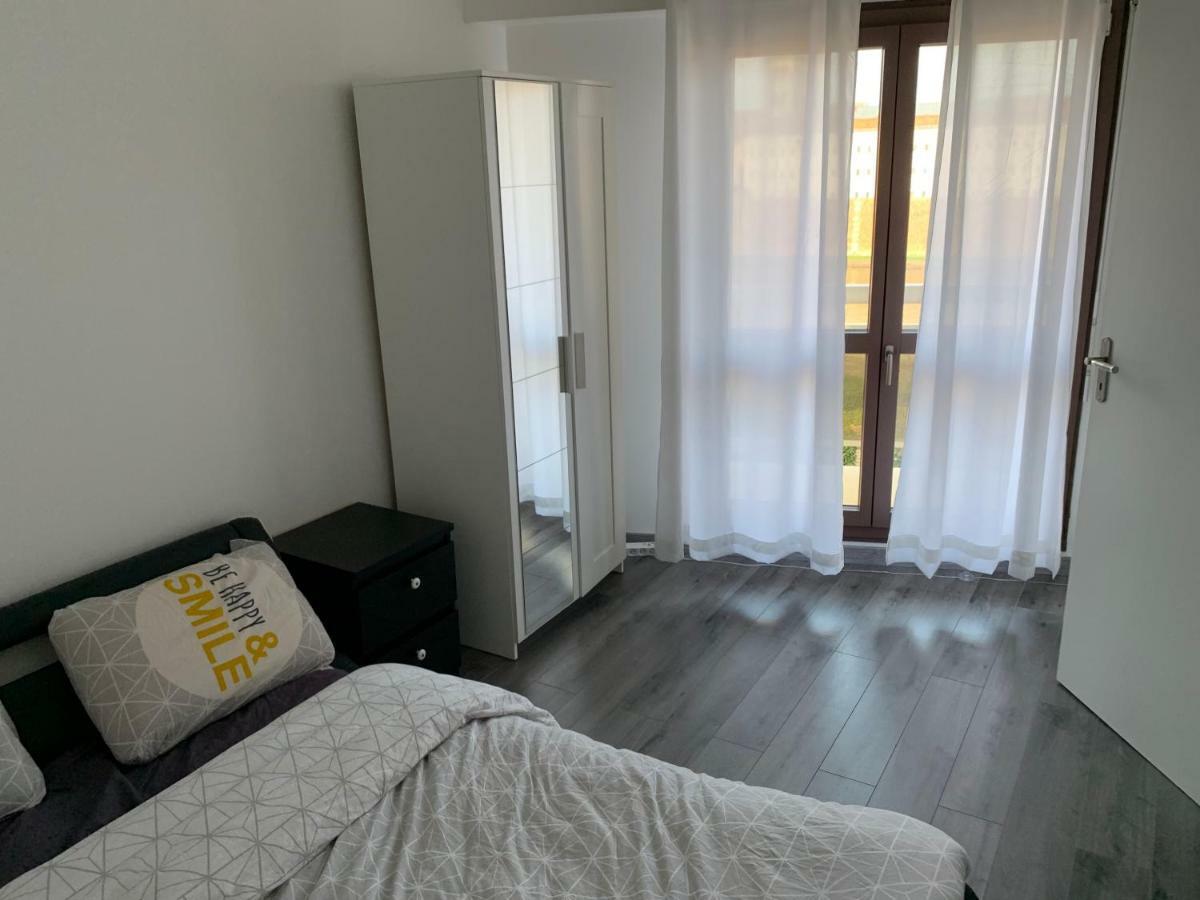 Grand Appartement A Louer Vue Sur Seine เมอลัง ภายนอก รูปภาพ