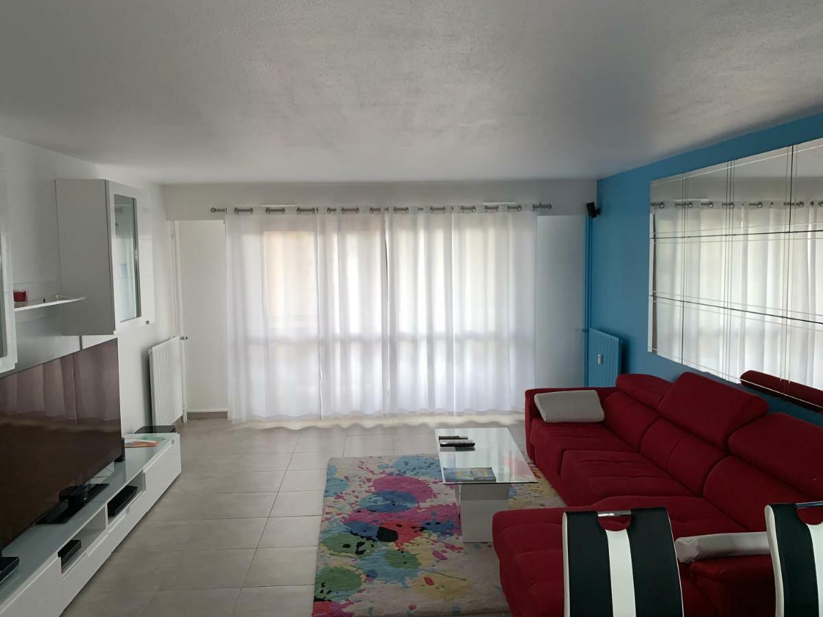 Grand Appartement A Louer Vue Sur Seine เมอลัง ภายนอก รูปภาพ